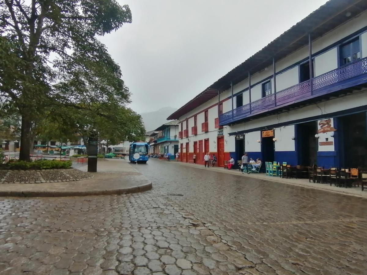 Hostal Y Cabanas Los Juanes Jardín Exterior foto