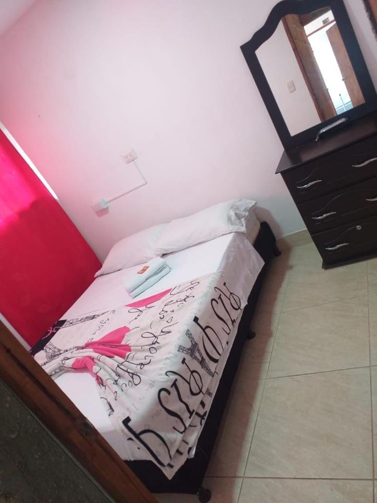 Hostal Y Cabanas Los Juanes Jardín Exterior foto